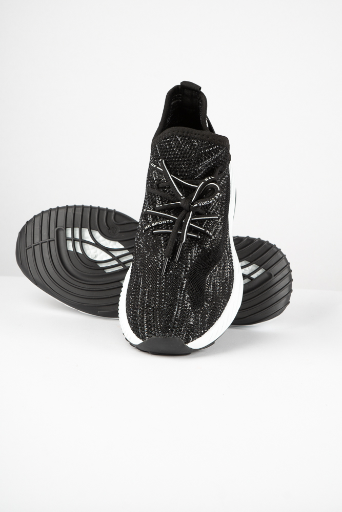 Кроссовки 11P1086, Черный
Кроссовки 11P1086, Черный