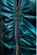 Костюм женский теплый, оттенки металлик, с мехом на плечах 69PD1064 изумрудный металик