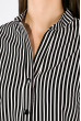 Блузка женская с пуговицами на груди 83P1705 черно-белый / полоска