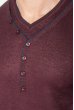 Пуловер мужской с пуговицами по ободку выреза 50PD346 бордово-серый