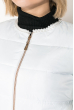 Куртка женская с бусинками на воротнике 80PD805 белый