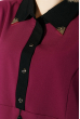 Платье женское (батал) контрастный воротник, элемент декора на груди 74PD316 сливово-черный